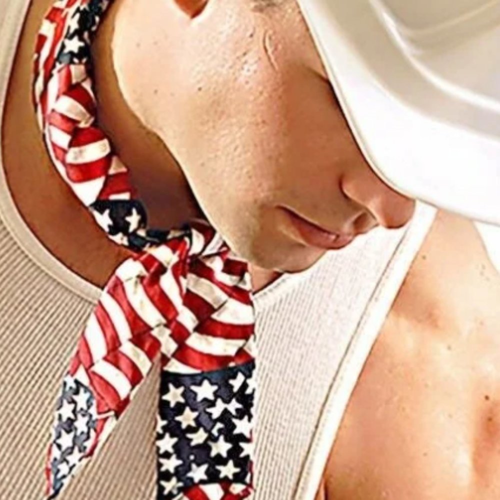 MiraCool American Flag Heat Cooling Bandana for Neck & Head. Ideal for Pets too!